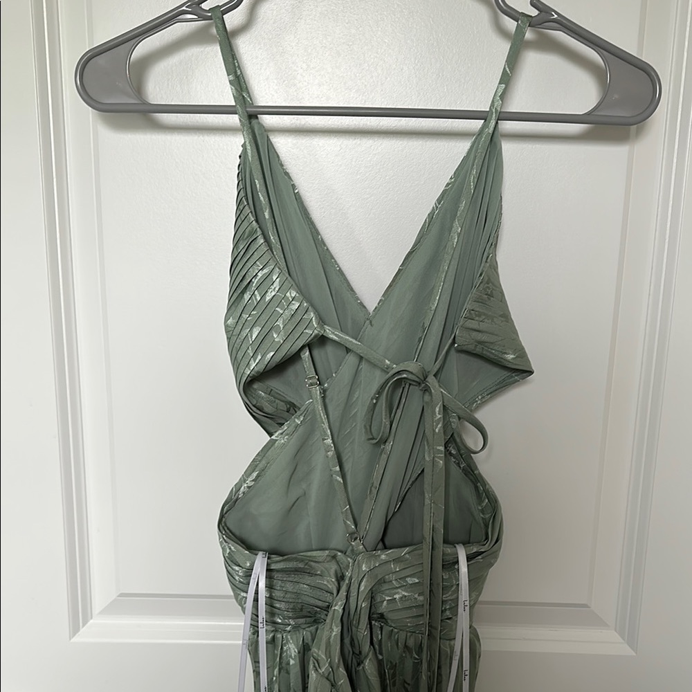 Lulu's Green Ruffled Wrap Sundress - Picture 6 of 6